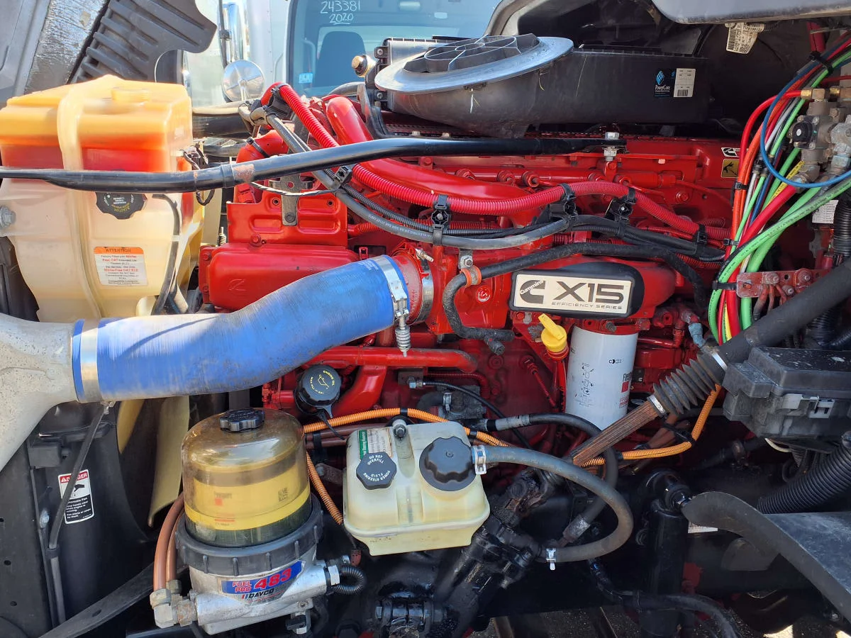 2020 Freightliner Cascadia in Warwick, RI — photo 8