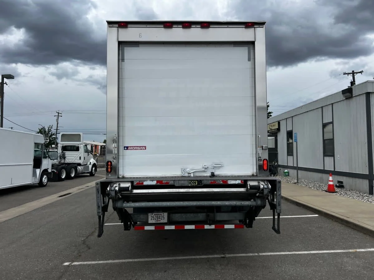 2017 International 4300 in West Sacramento, CA — photo 5