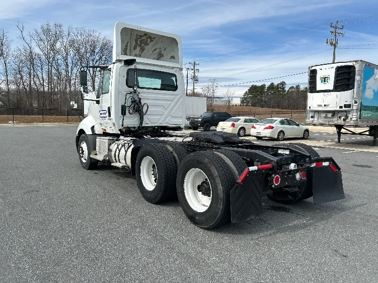 2017 International ProStar - image 5