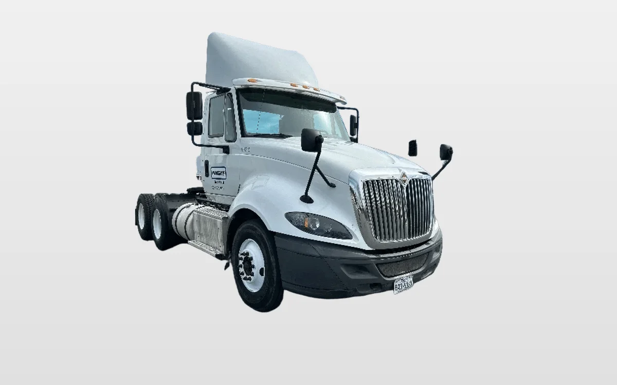 2017 International ProStar - image 1