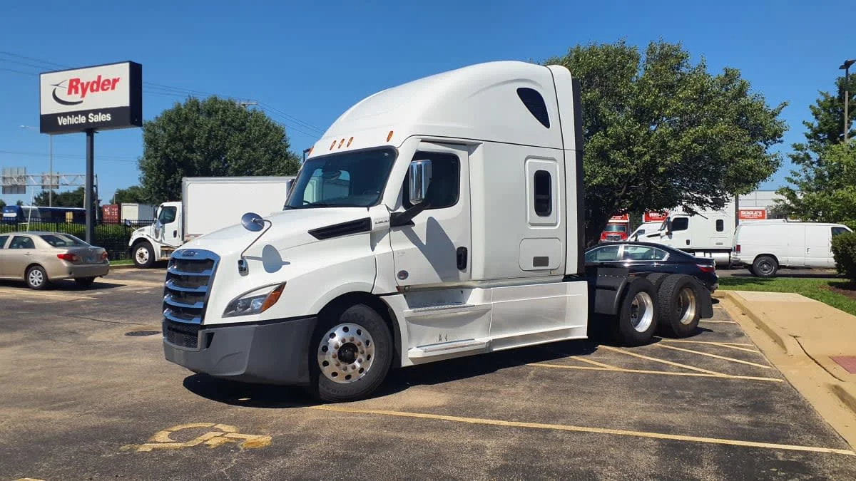 2023 Freightliner Cascadia