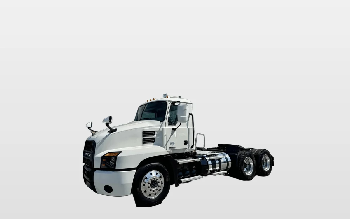 2020 Mack Anthem - image 1