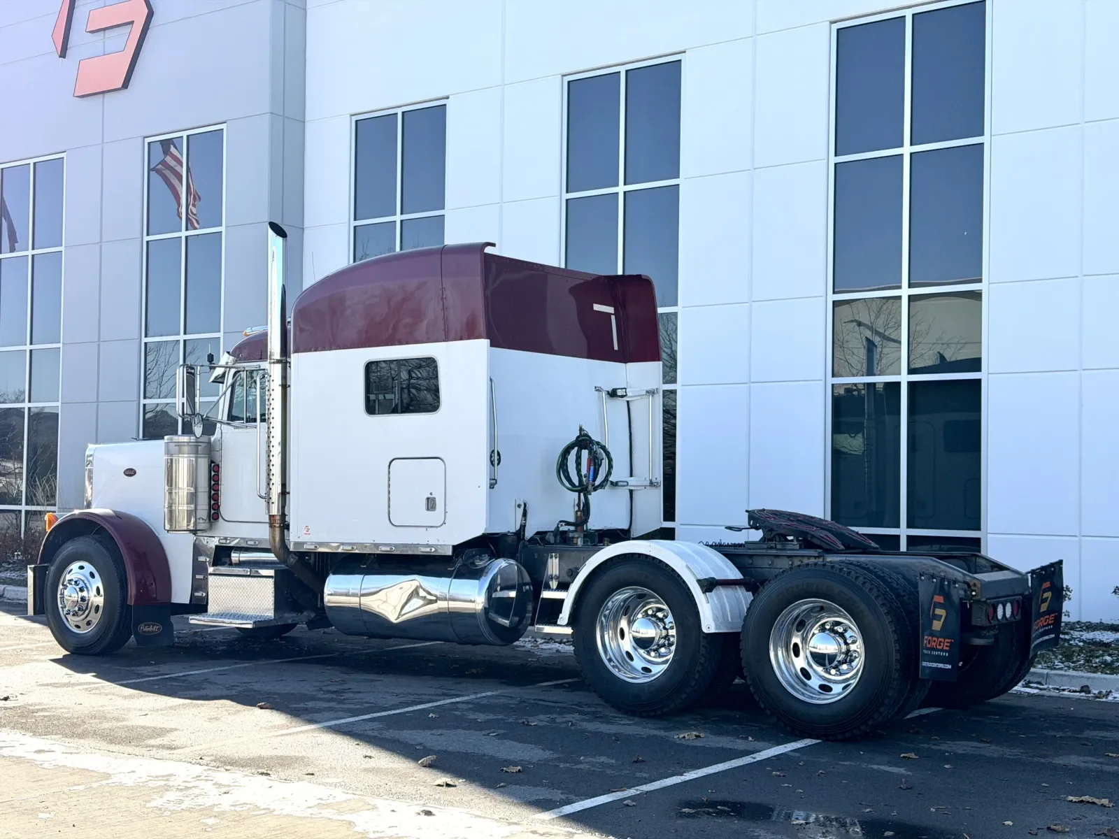 1998 Peterbilt 379 in New Lenox, IL — photo 6