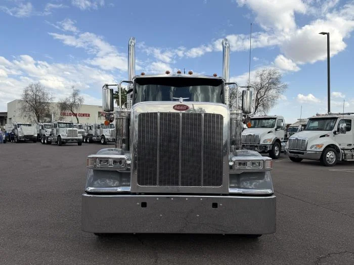 2027 Peterbilt 589 in Phoenix, AZ — photo 11