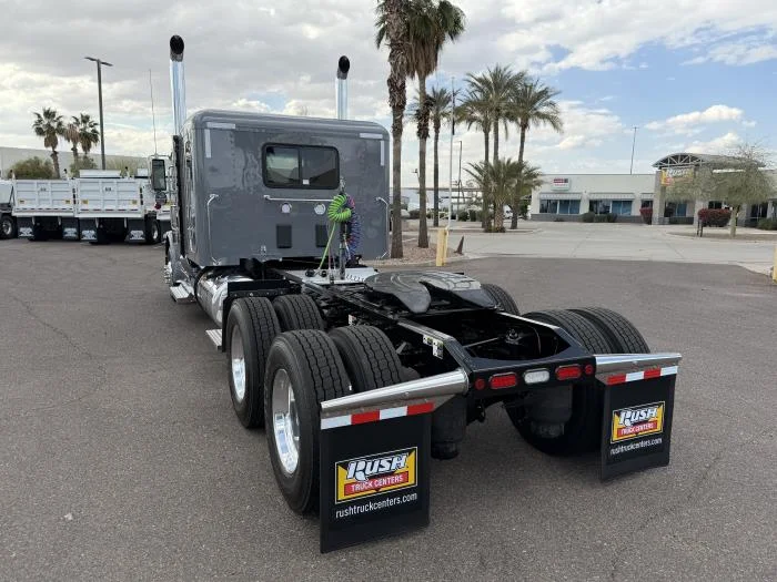 2027 Peterbilt 589 in Phoenix, AZ — photo 6