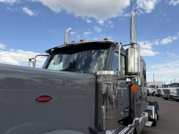 2027 Peterbilt 589 in Phoenix, AZ — photo 14