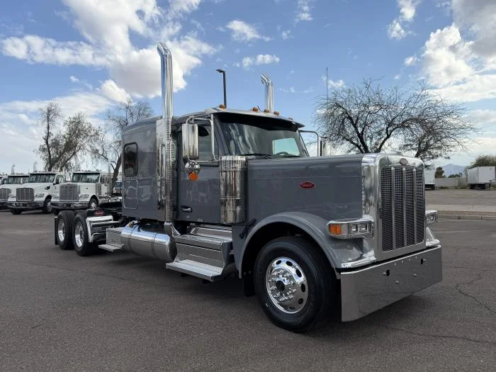 2027 Peterbilt 589 in Phoenix, AZ — photo 10