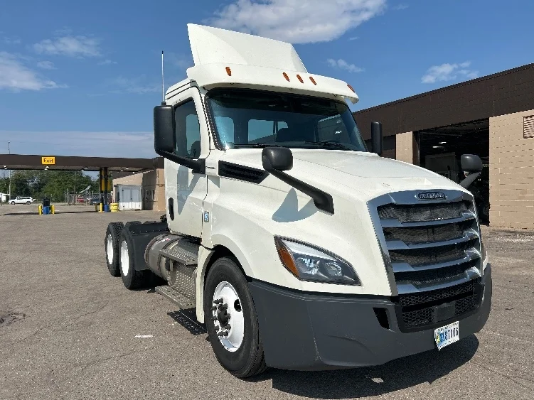 2019 Freightliner Cascadia in Flint, MI