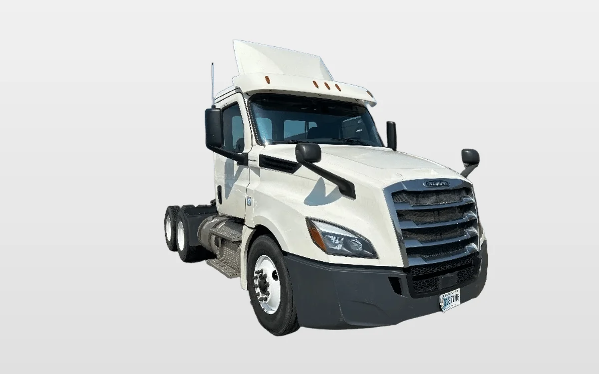 2019 Freightliner - image 1