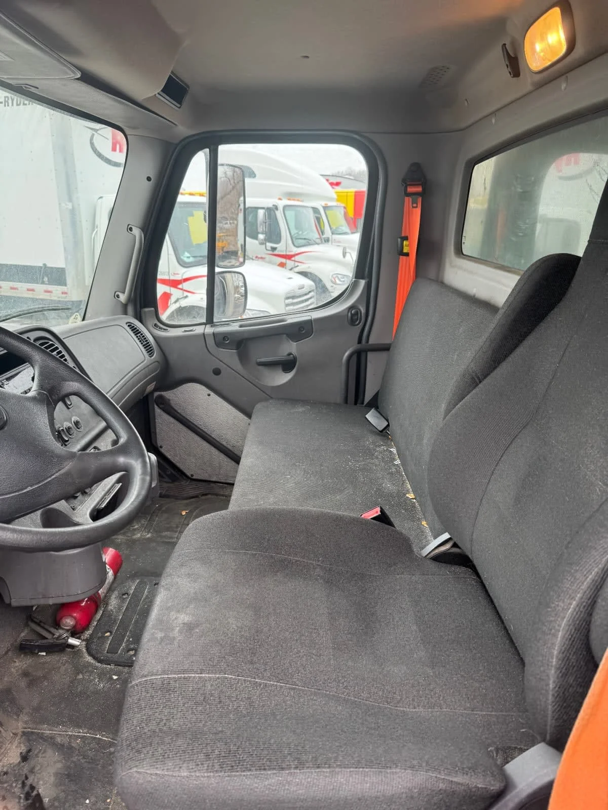 2020 Freightliner M2 106 - image 10