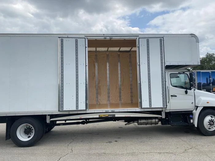 2026 Hino L6 in Olathe, KS — photo 4