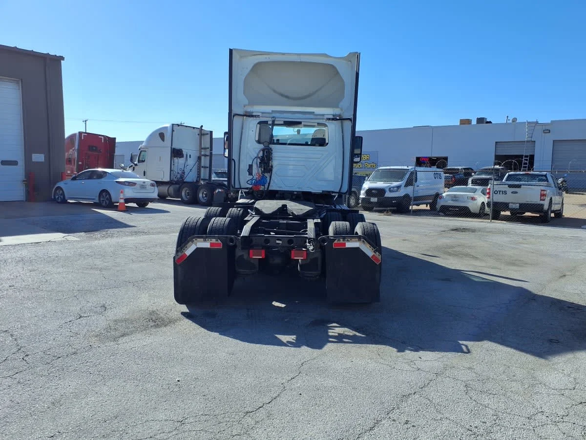 2020 International RH - image 5