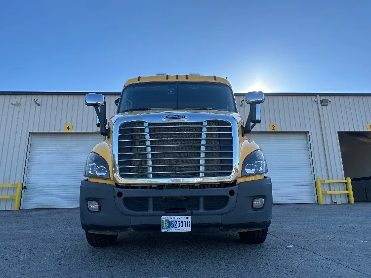 2019 Freightliner Cascadia in Nashville (Mount Juliet), TN — photo 2