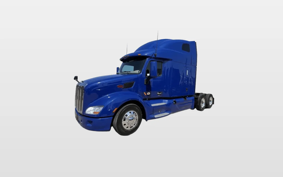 2022 Peterbilt 579 - image 1
