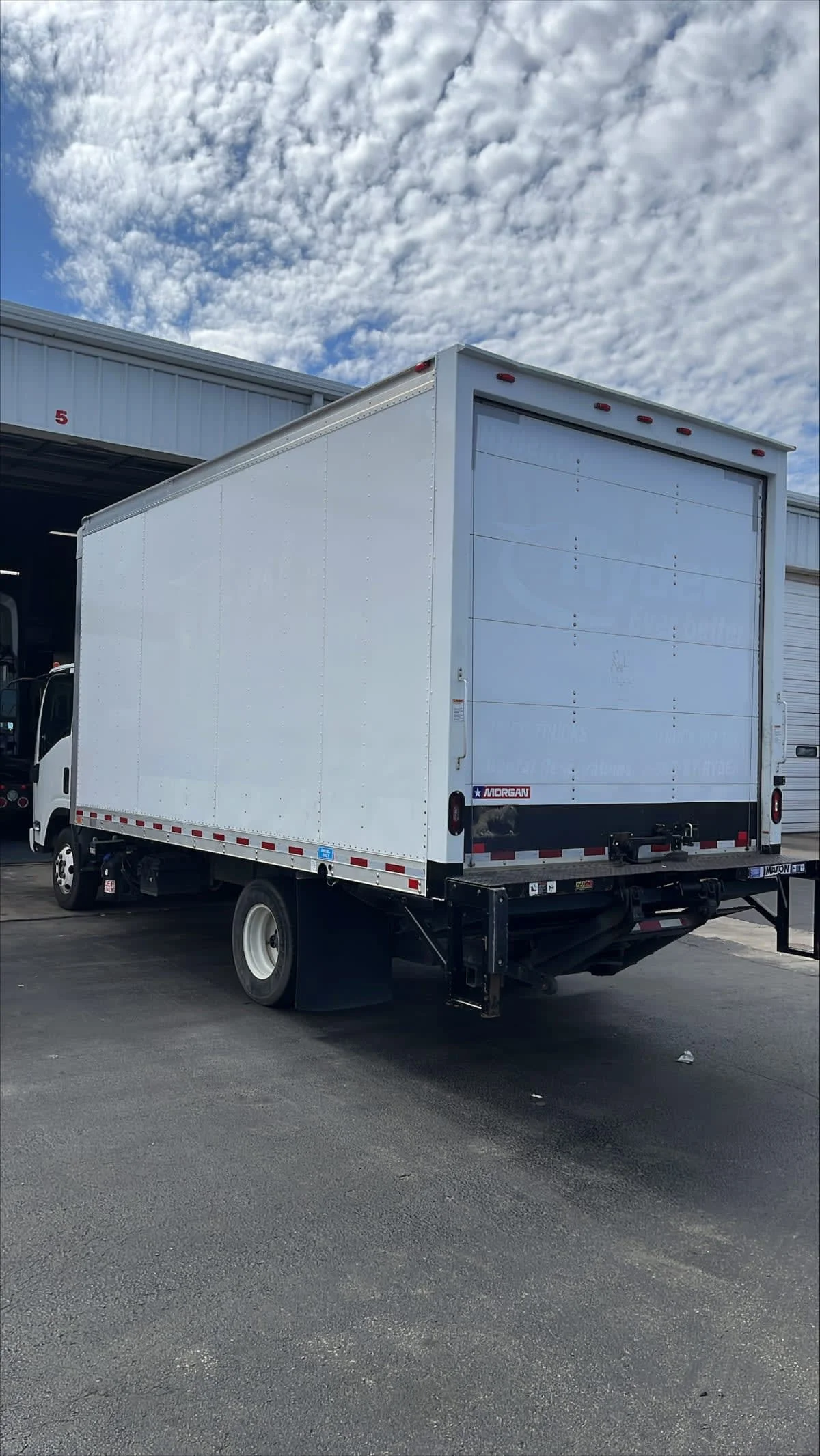 2019 Isuzu NPR - image 6