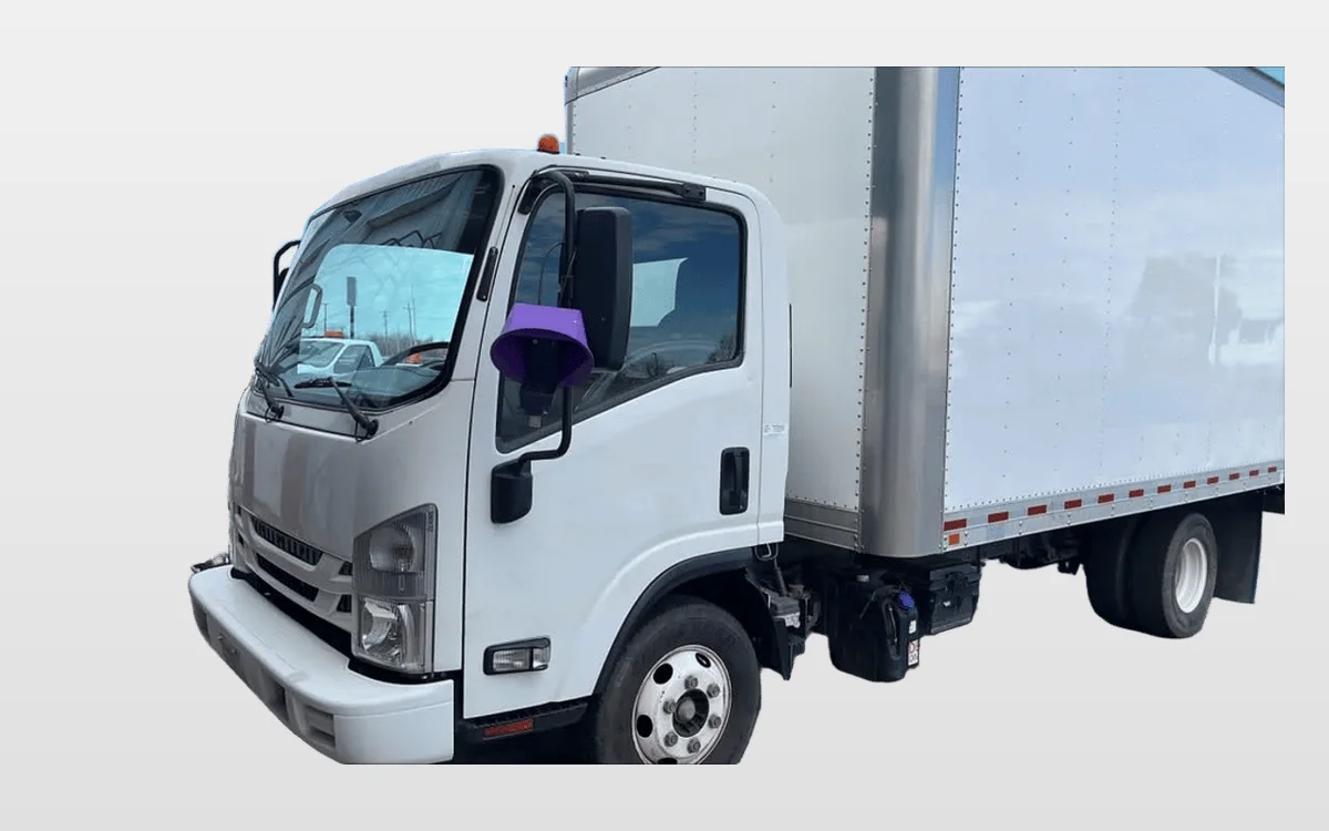 2019 Isuzu NPR - image 1