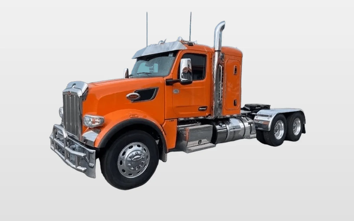 2025 Peterbilt 567 - image 1