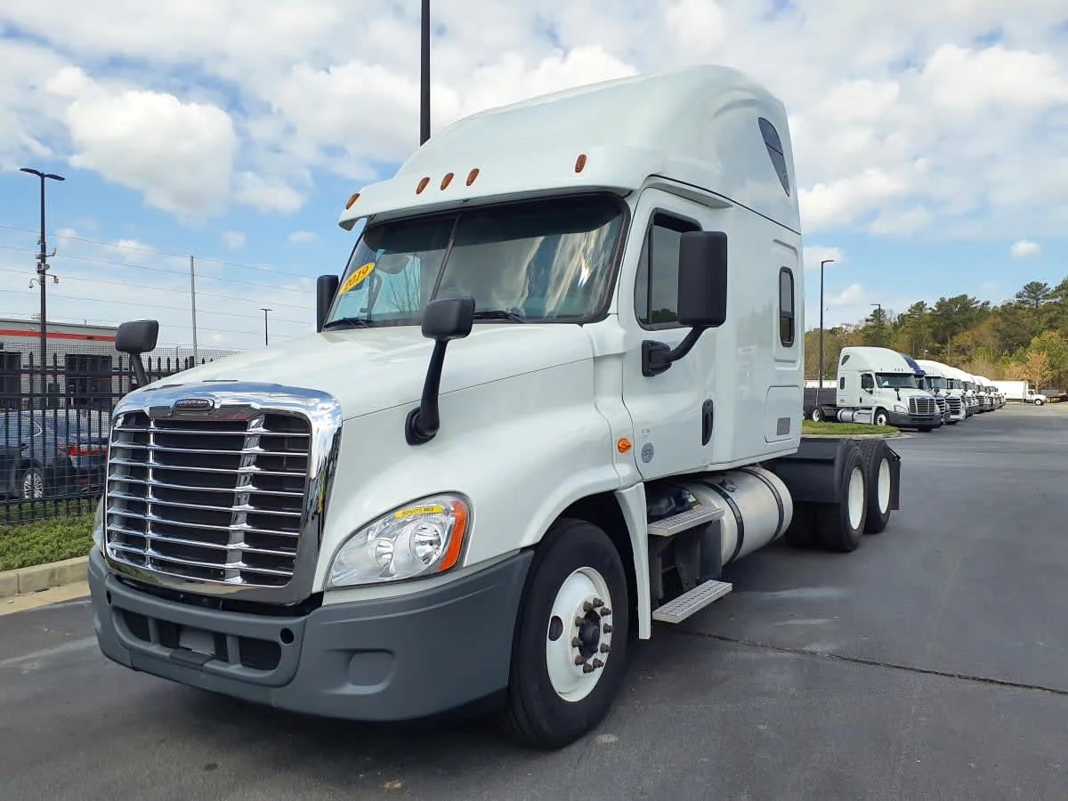 2019 Freightliner Cascadia in Atlanta, GA