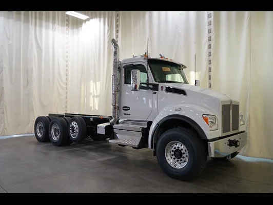2026 Kenworth T880 in Omaha, NE