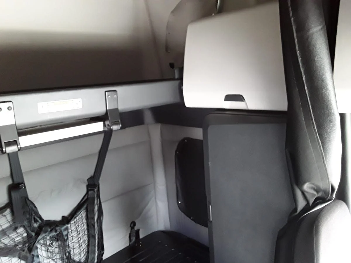 2020 Freightliner Cascadia in Allentown, PA — photo 12