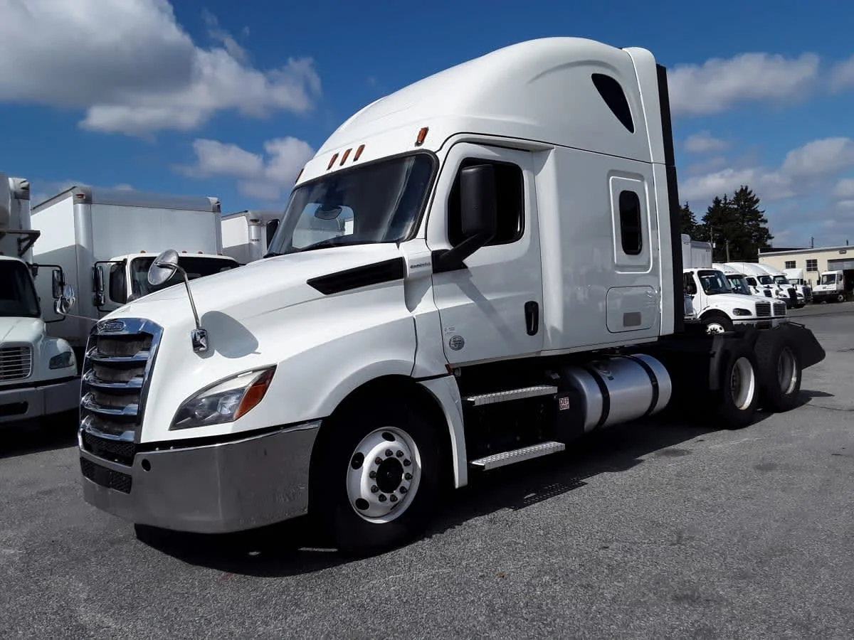 2020 Freightliner Cascadia in Allentown, PA