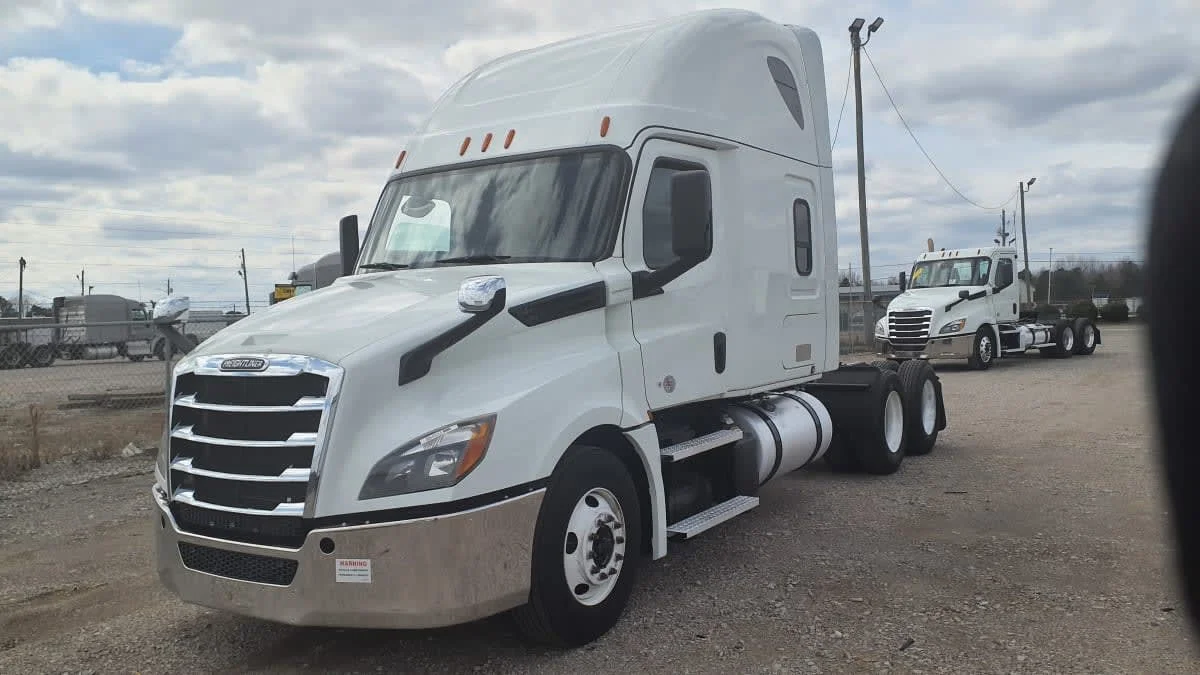 2020 Freightliner Cascadia in Birmingham, AL