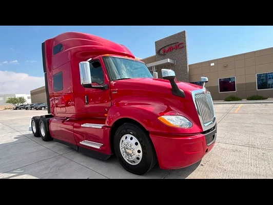 2022 International LT