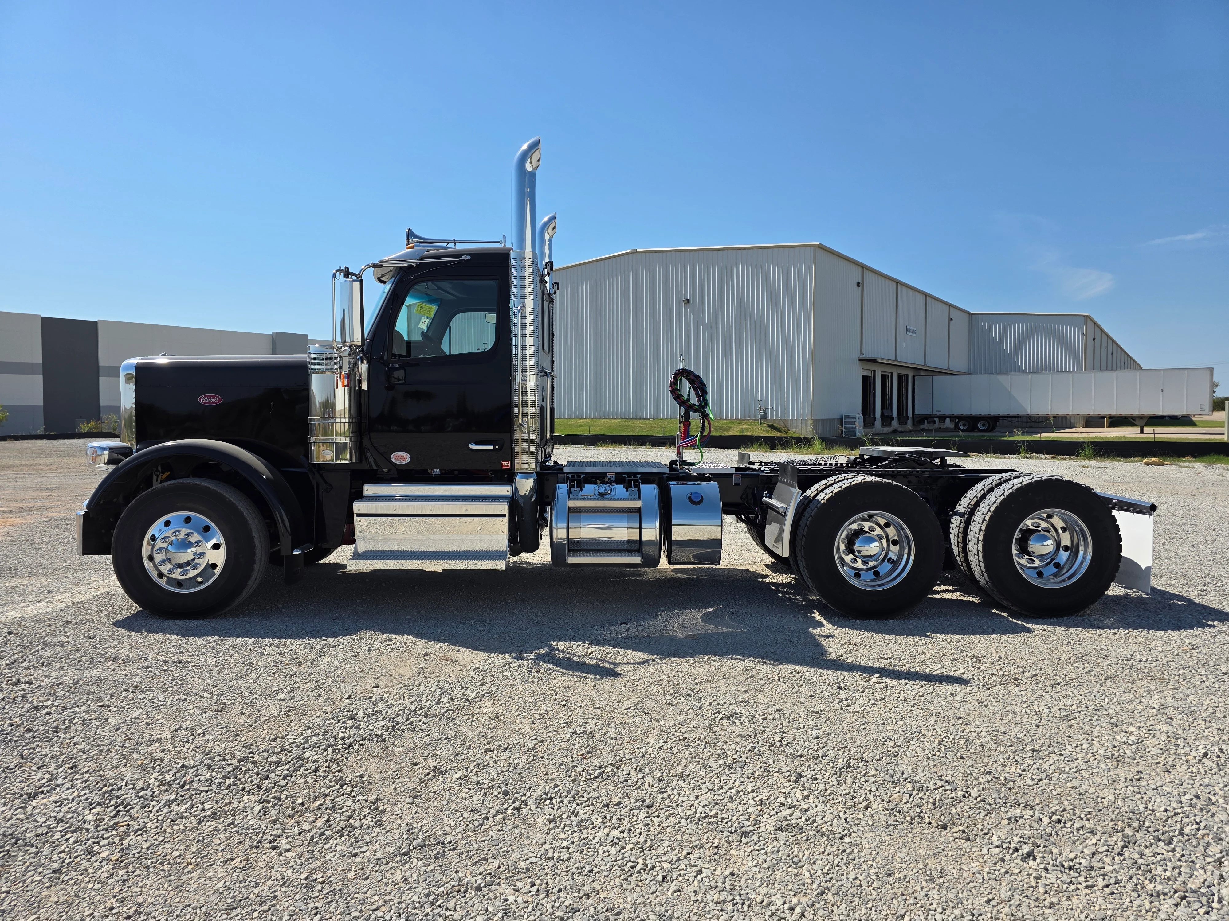 2026 Peterbilt 589 in Springfield, MO — photo 2