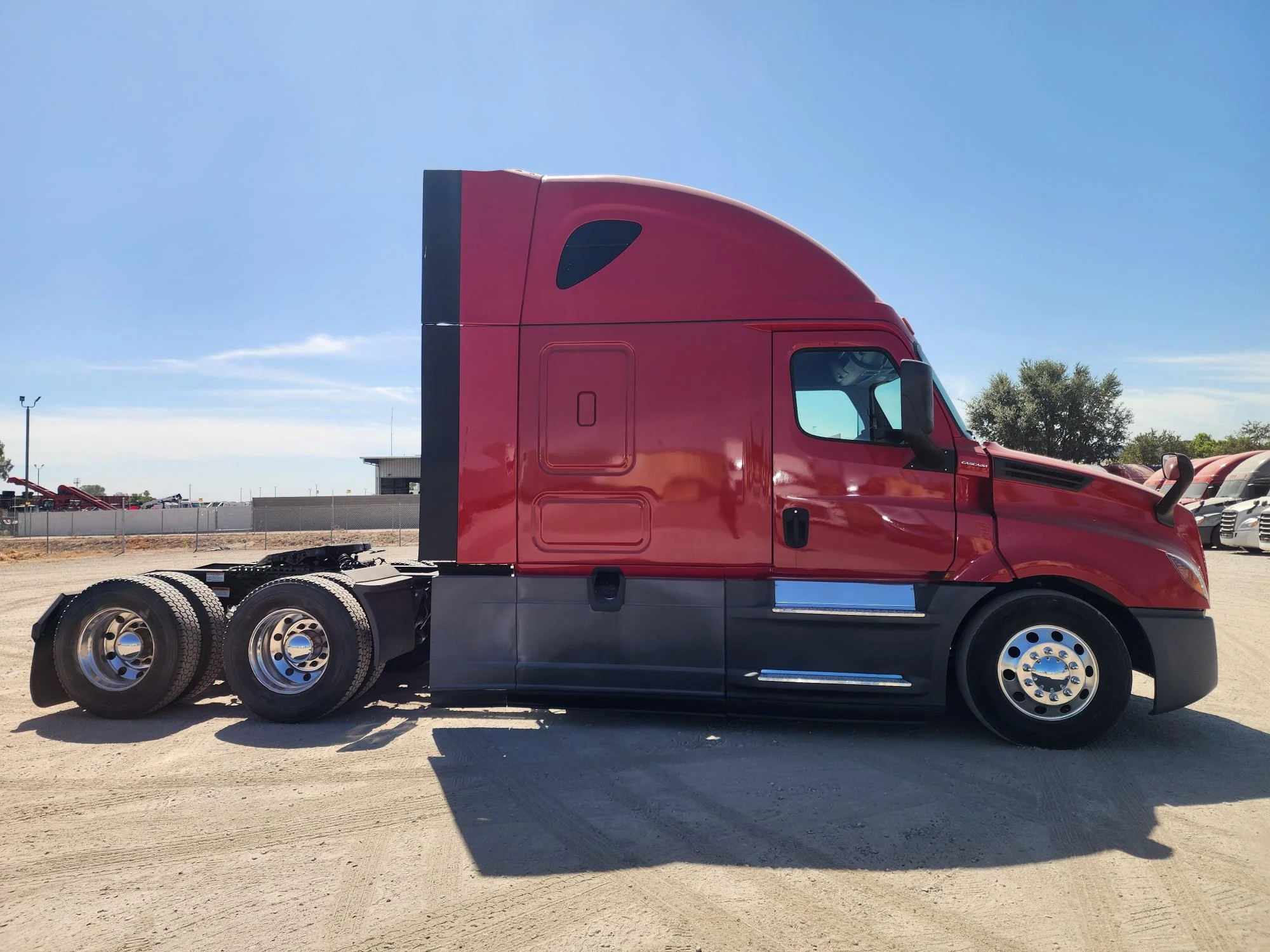 2020 Freightliner Cascadia in Fresno, CA — photo 7