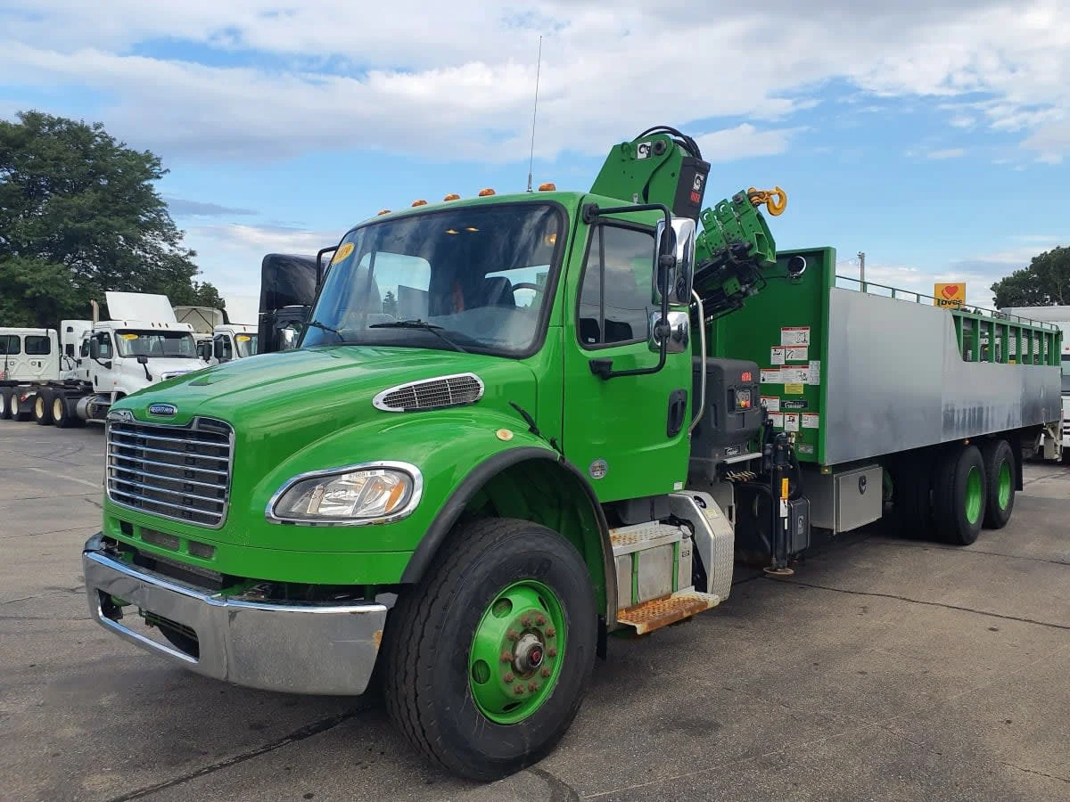 2019 Freightliner M2 106