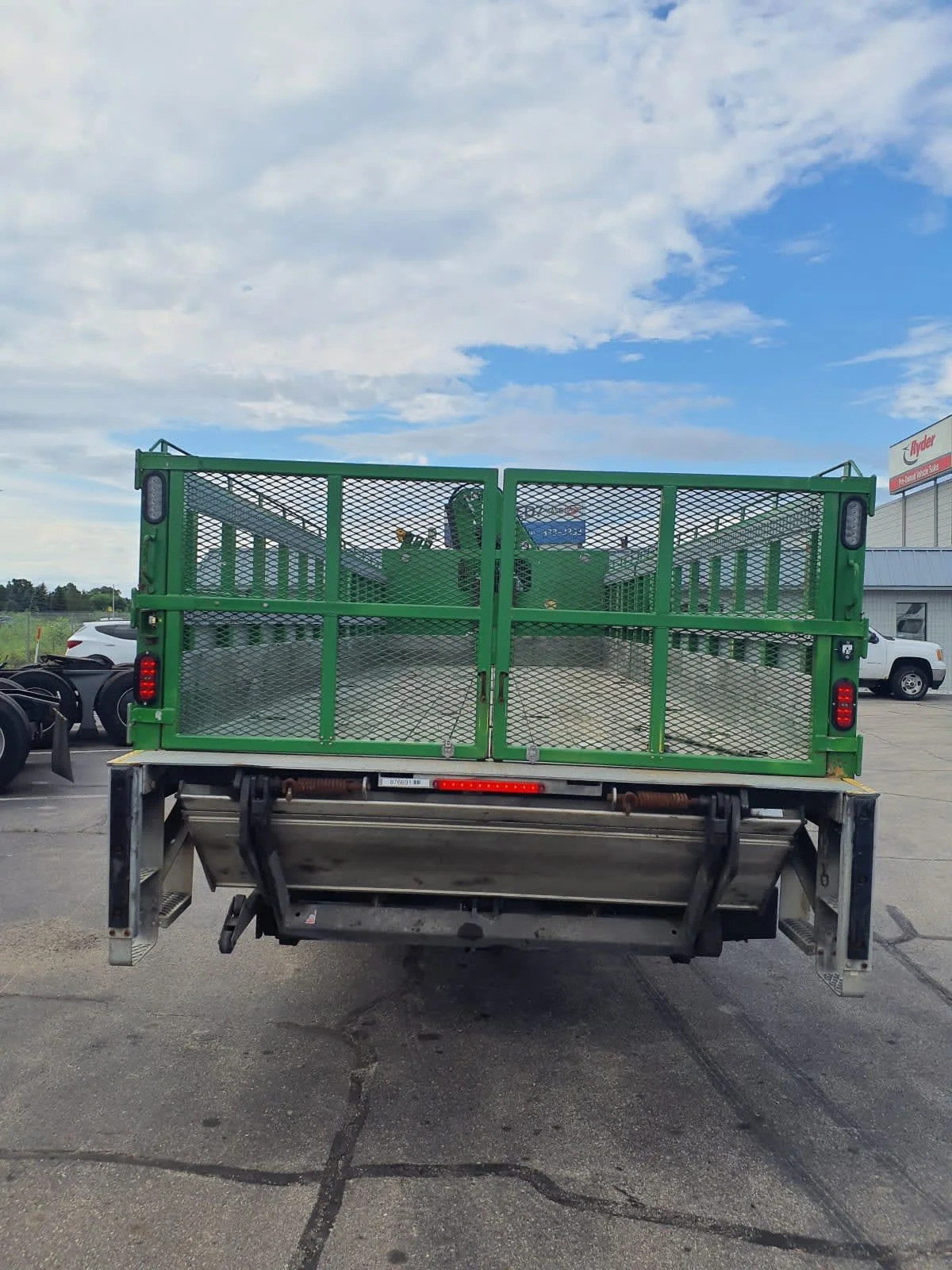 2019 Freightliner M2 106 in Oak Creek, WI — photo 5