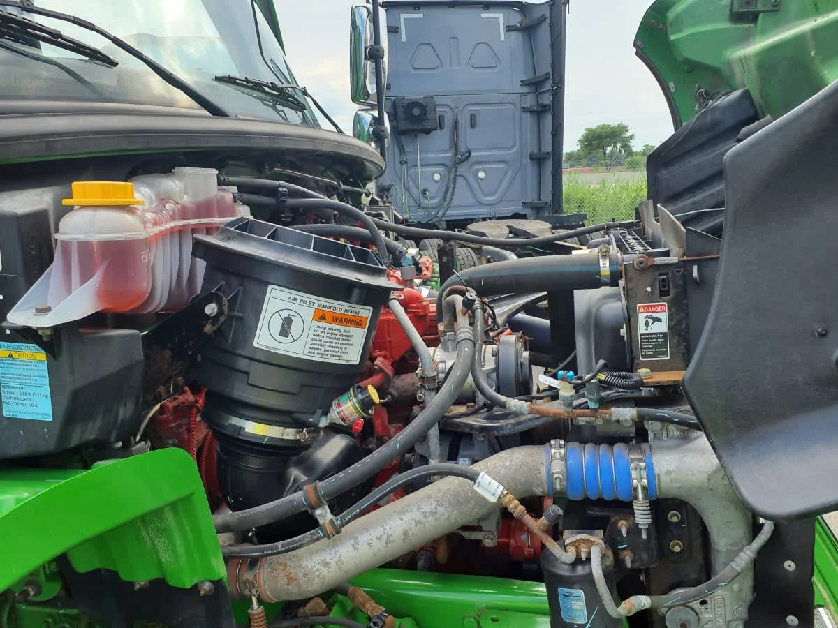 2019 Freightliner M2 106 in Oak Creek, WI — photo 12