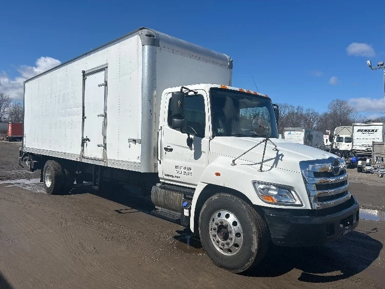 2019 Hino 268 in Londonderry, NH