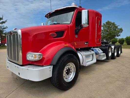 2020 Peterbilt 567 in Cedar Rapids, IA — photo 2
