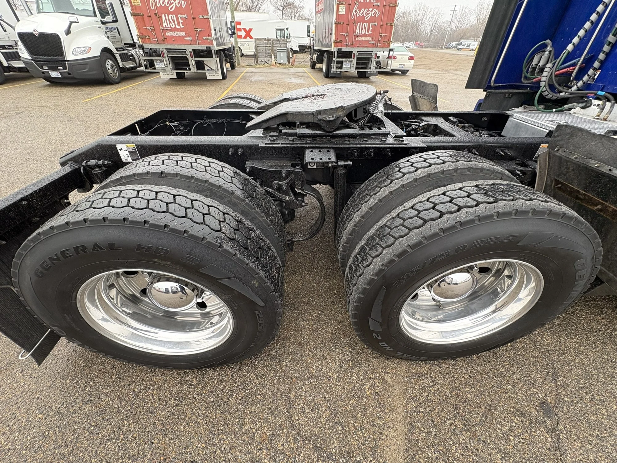 2022 Peterbilt 579 - image 11