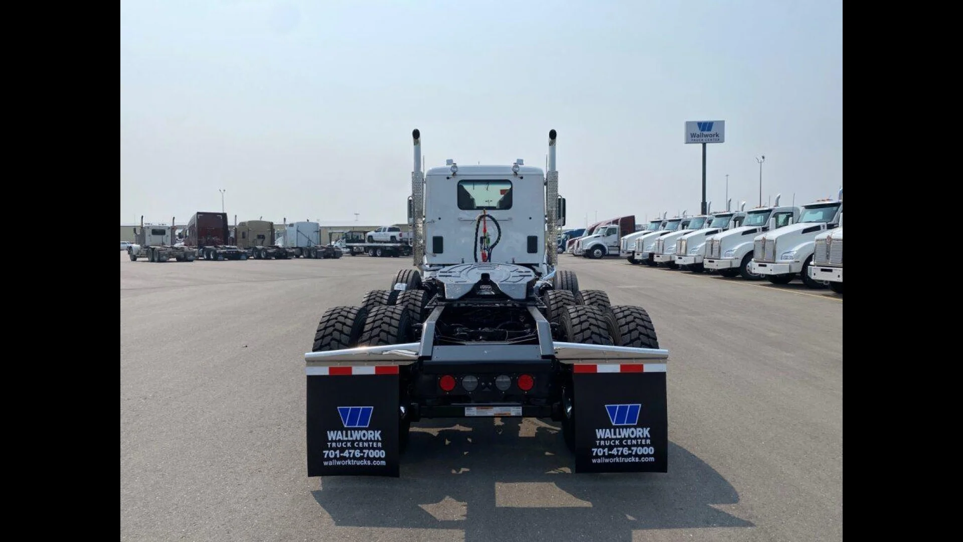 2026 Kenworth T880 in Fargo — photo 4