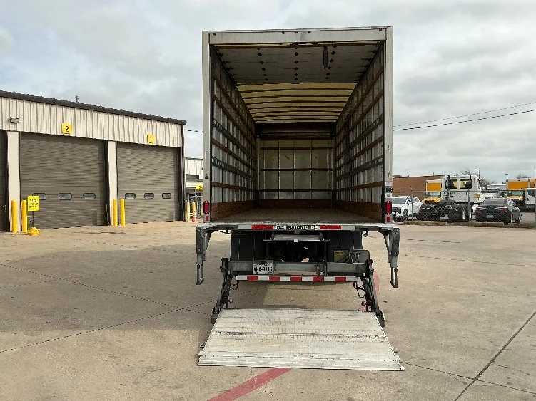 2022 Freightliner M2 106 - image 9