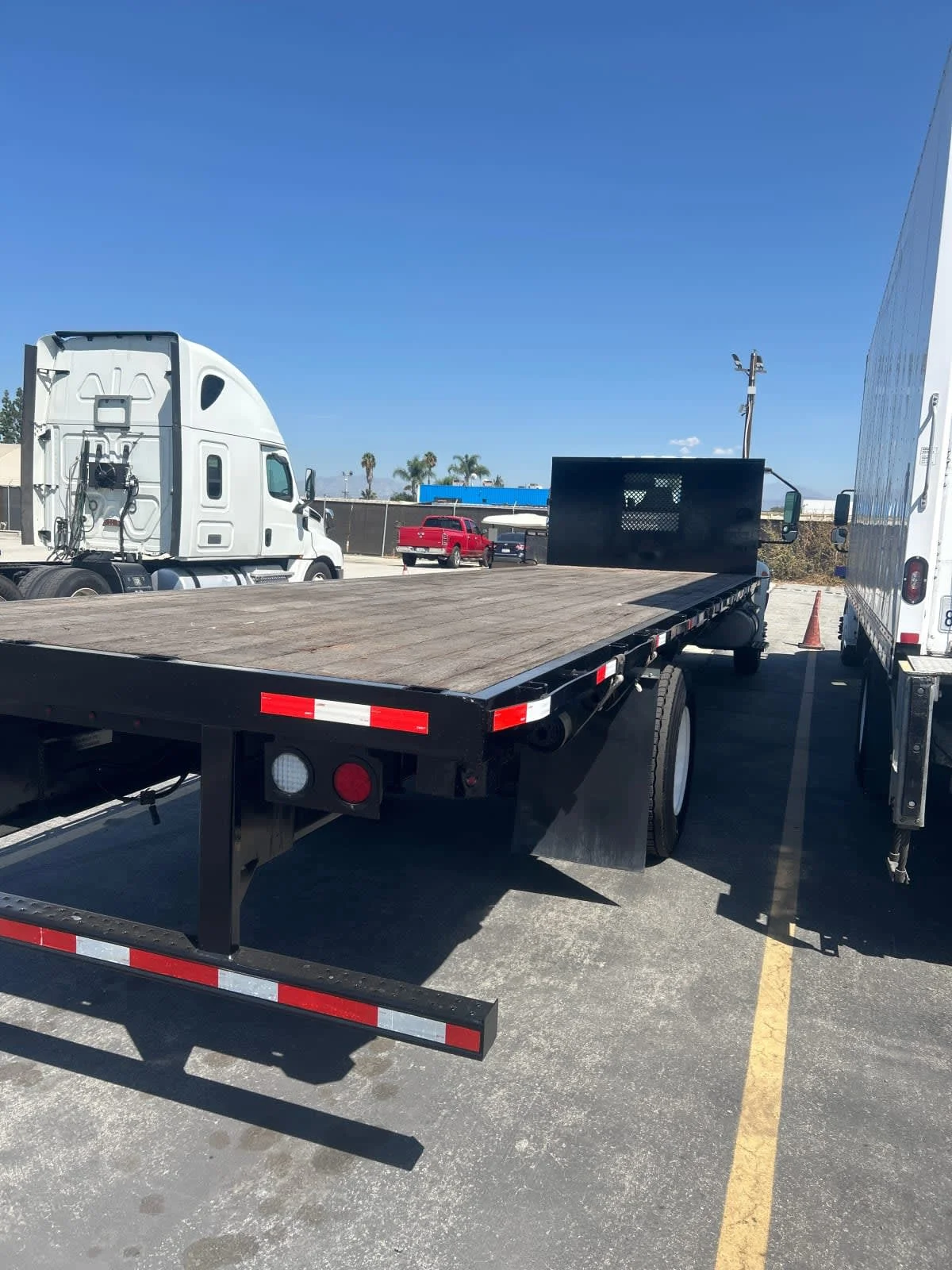 2021 International MV in Pomona, CA — photo 4