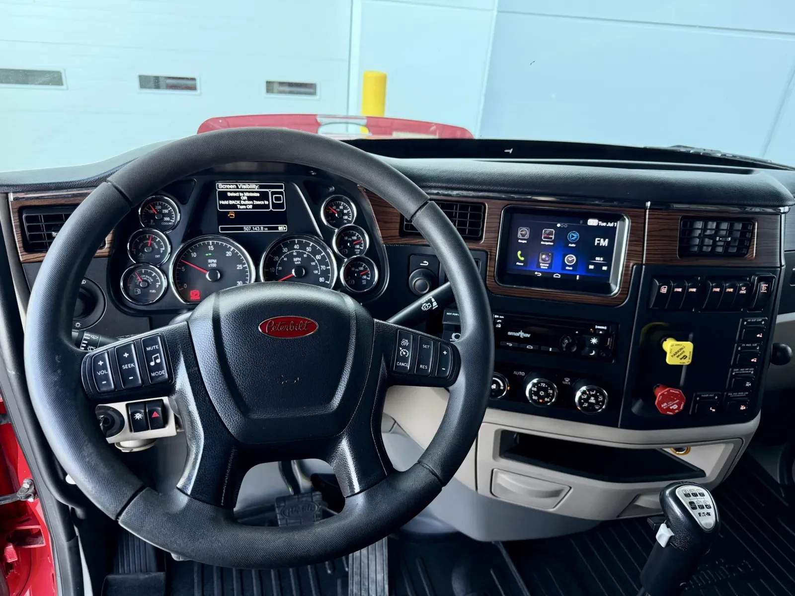 2019 Peterbilt 567 in New Lenox, IL — photo 16