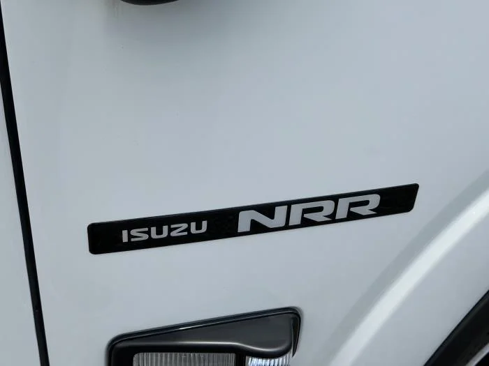 2026 Isuzu NRR — photo 11