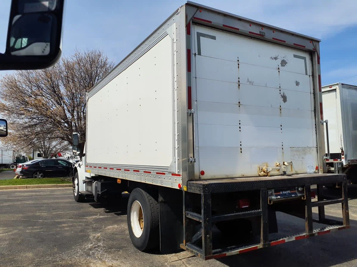 2019 Freightliner M2 106 in Bolingbrook, IL — photo 6