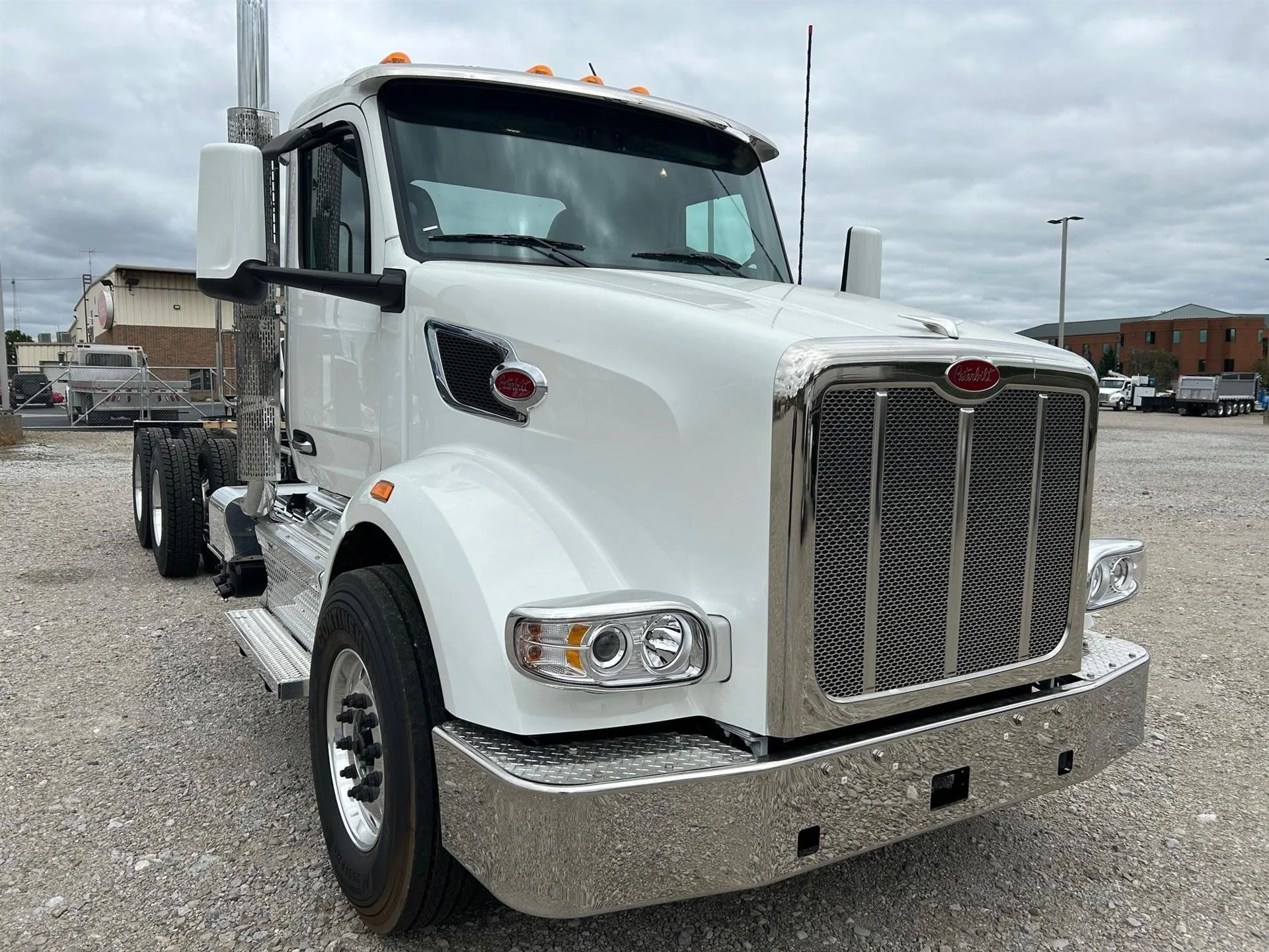2025 Peterbilt 567 in Broadview Hts, OH — photo 5