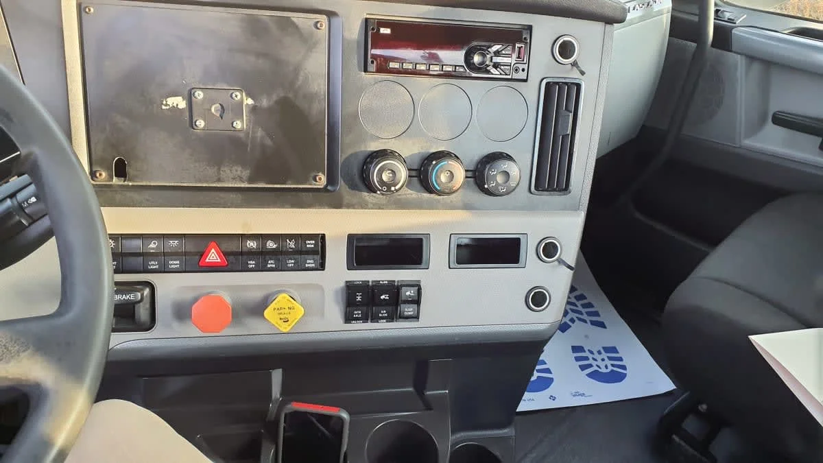 2019 Freightliner Cascadia in Birmingham, AL — photo 14