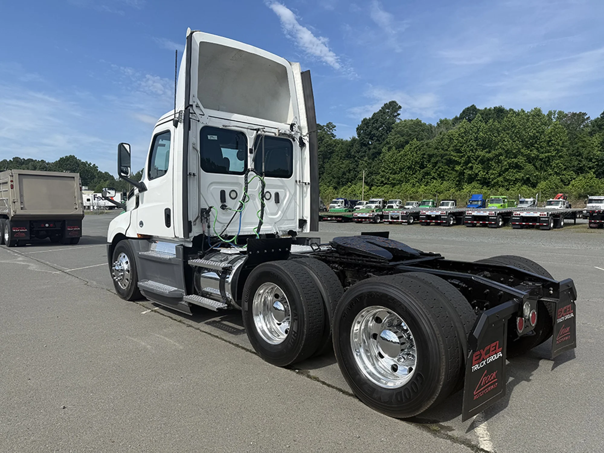 2020 Freightliner Cascadia in Roanoke, VA — photo 6