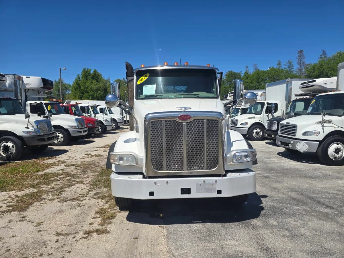 2019 Peterbilt 567 in Tampa, FL — photo 2
