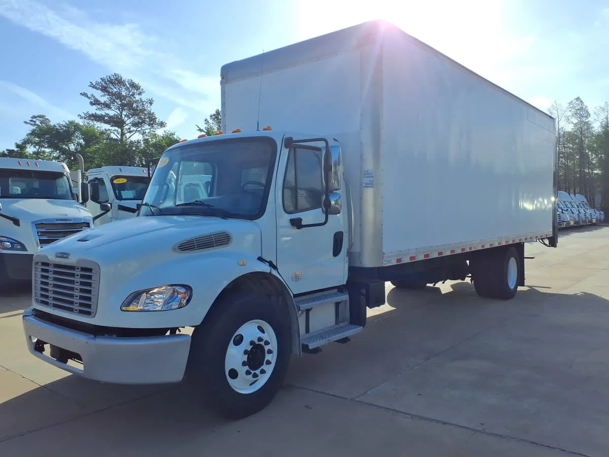 2018 Freightliner M2 106 in Houston, TX