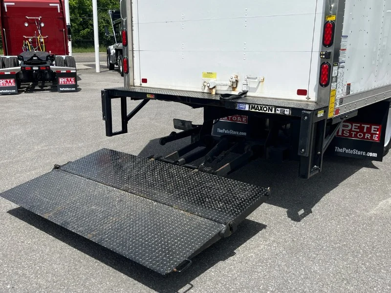 2023 Isuzu in Knoxville, TN — photo 17