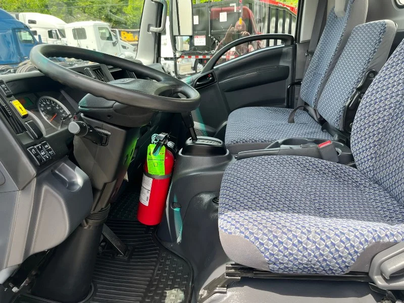 2023 Isuzu in Knoxville, TN — photo 5
