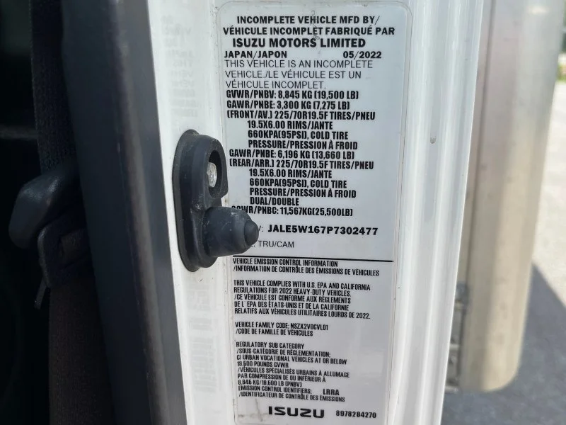 2023 Isuzu in Knoxville, TN — photo 6