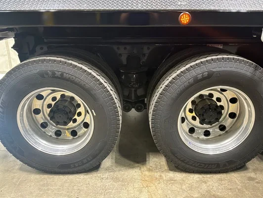 2027 Kenworth W900 in Dallas, TX — photo 3